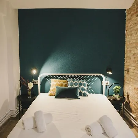 Apartament Bbarcelona Parallel *